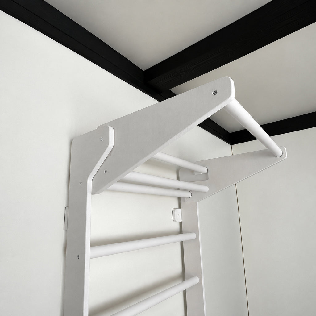 EZORA Wall Ladder - All White Birch